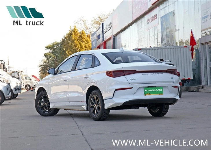 BYD E3