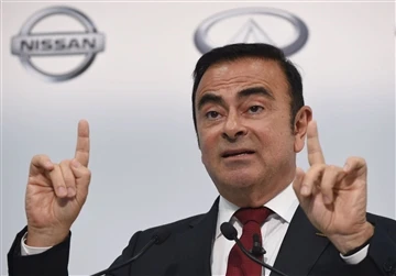 Ghosn Talbiet 'il fuq minn $1 biljun f'danni mingħand Nissan
