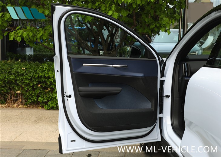 2024 Volvo EX30 EV SUV