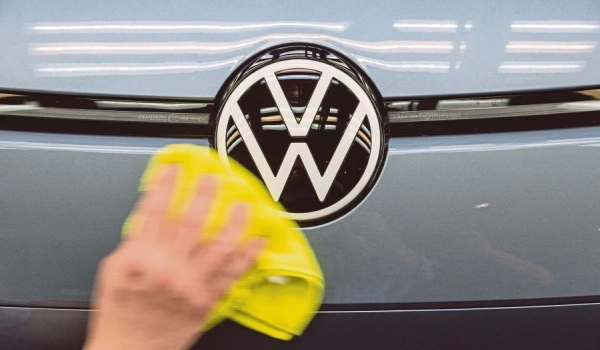 Volkswagen Se Tfakkar aktar minn 60,000 Vettura fl-Istati Uniti